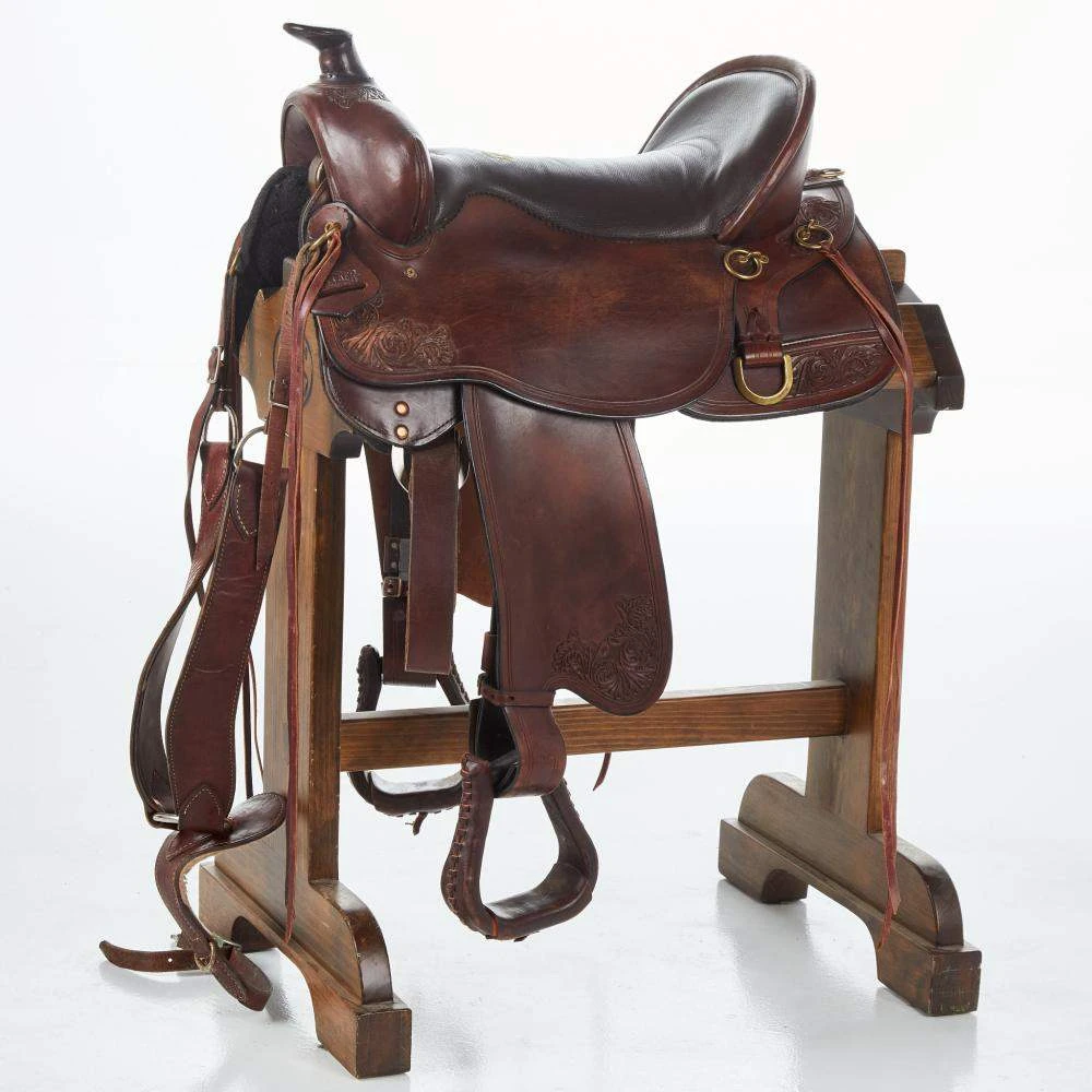 NRS Used 17.5in Tucker Trail Saddle 3 NRS Used 17.5in Tucker Trail Saddle