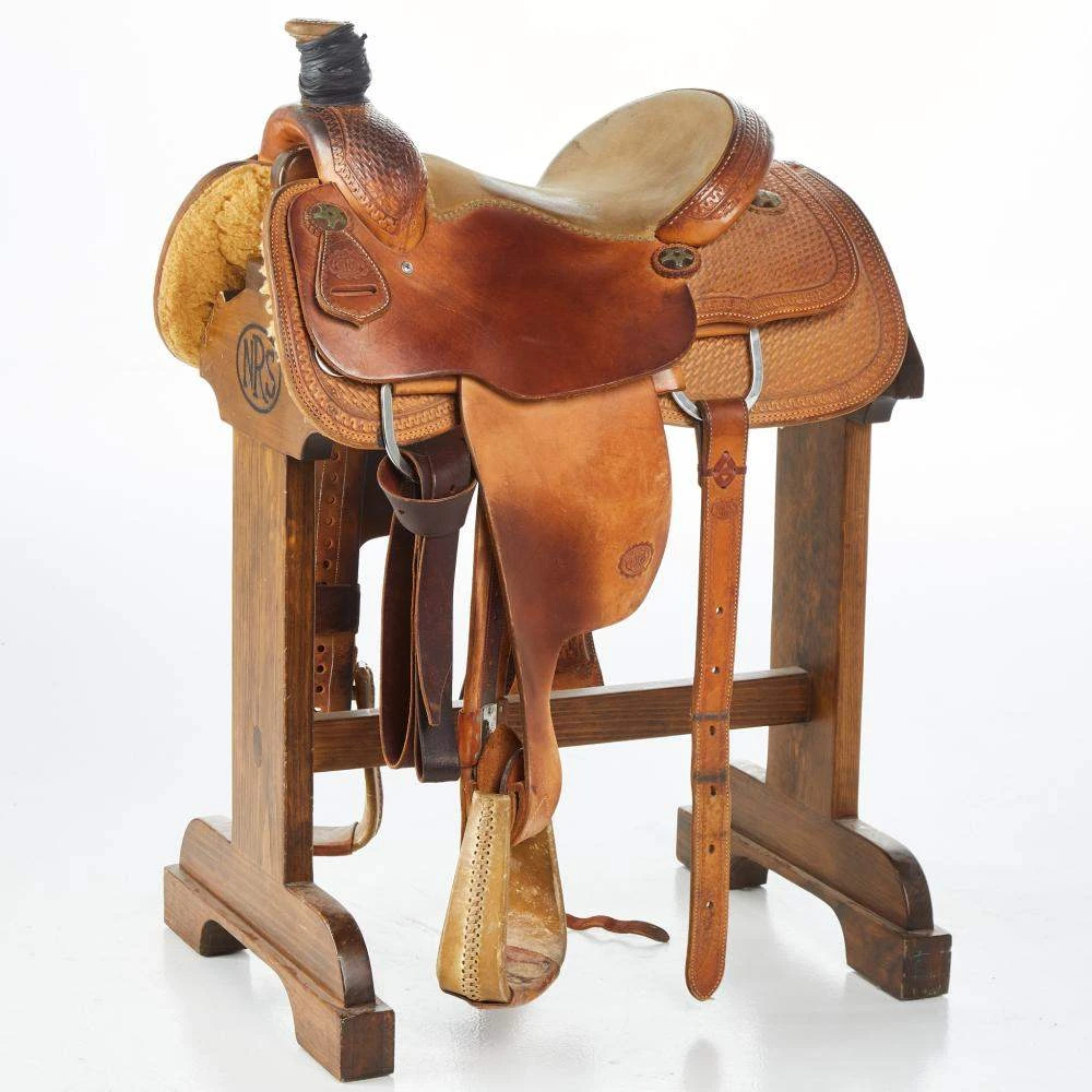 NRS Used 15.5in Pro Series Team Roper 3 NRS Used 15.5in Pro Series Team Roper