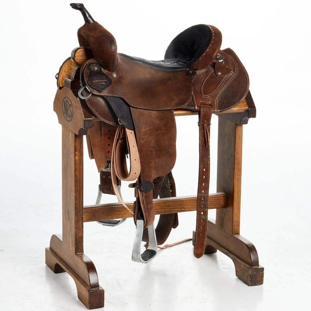 NRS Used 15.5in Double J Lynn Mackenzie Barrel Saddle 3 NRS Used 15.5in Double J Lynn Mackenzie Barrel Saddle