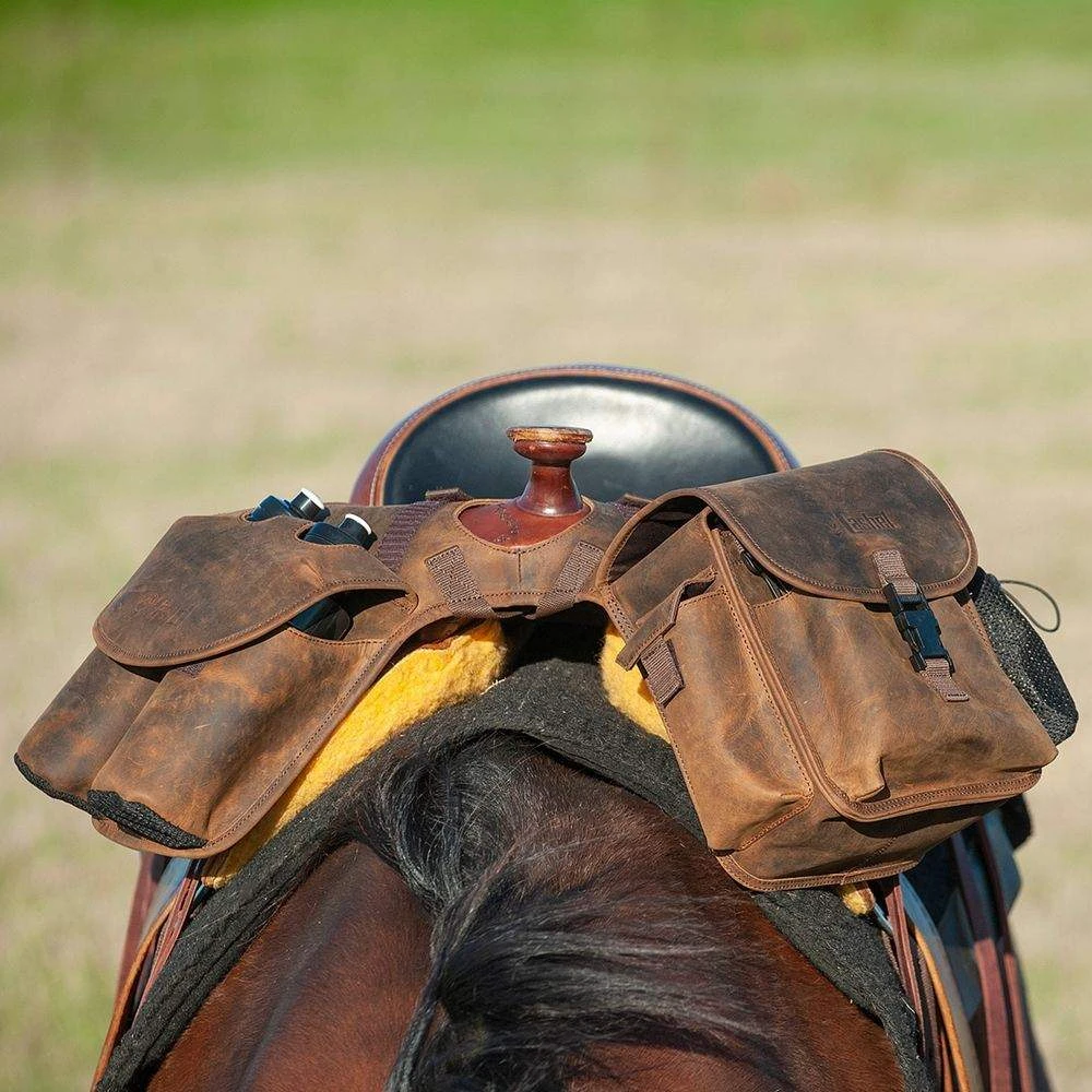 Cashel Company Distressed Leather Medium Horn Bag 6 Cashel Company Distressed Leather Medium Horn Bag - Image 4